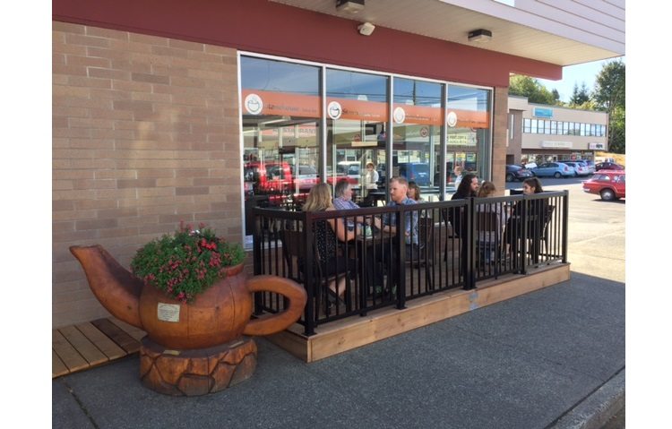 City installs more outdoor seating downtown