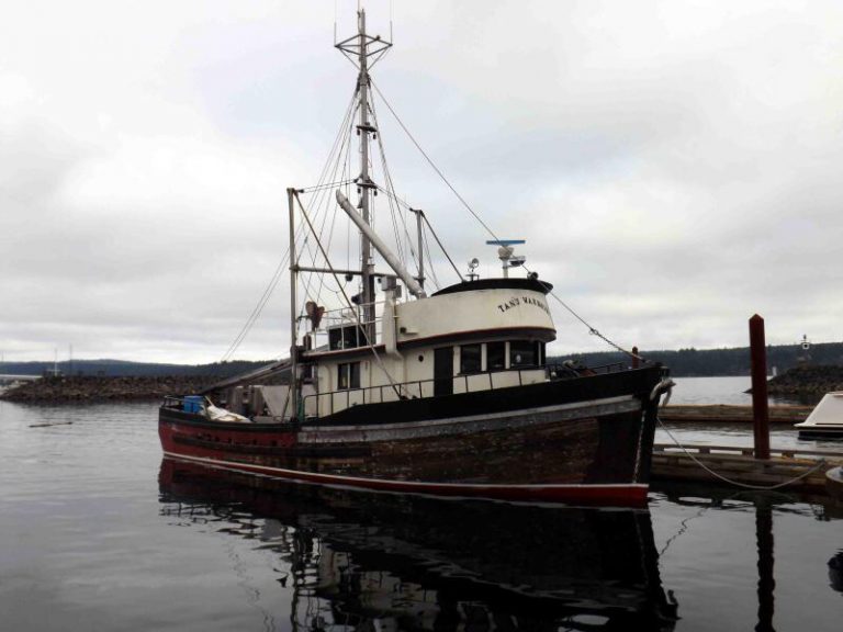 Family of owner of derelict vessel sought