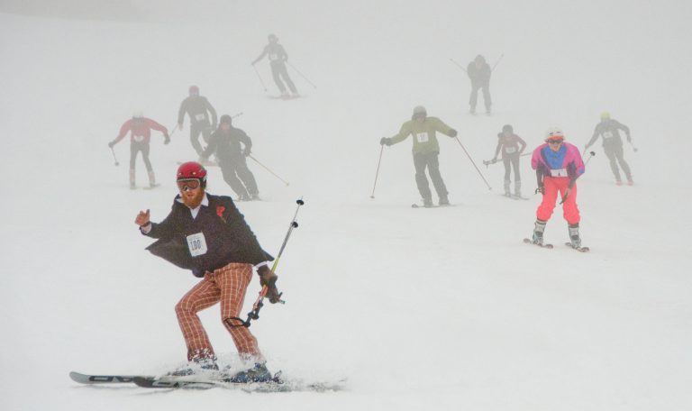 ‘Snowing heavily’ on Mt. Washington, resort on target for Dec. 7 opening