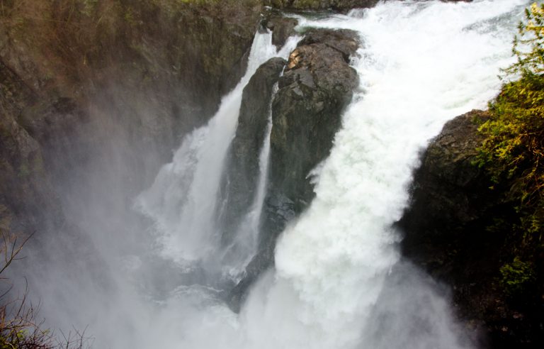 BC Hydro will issue public safety notice on Elk Falls Canyon next week