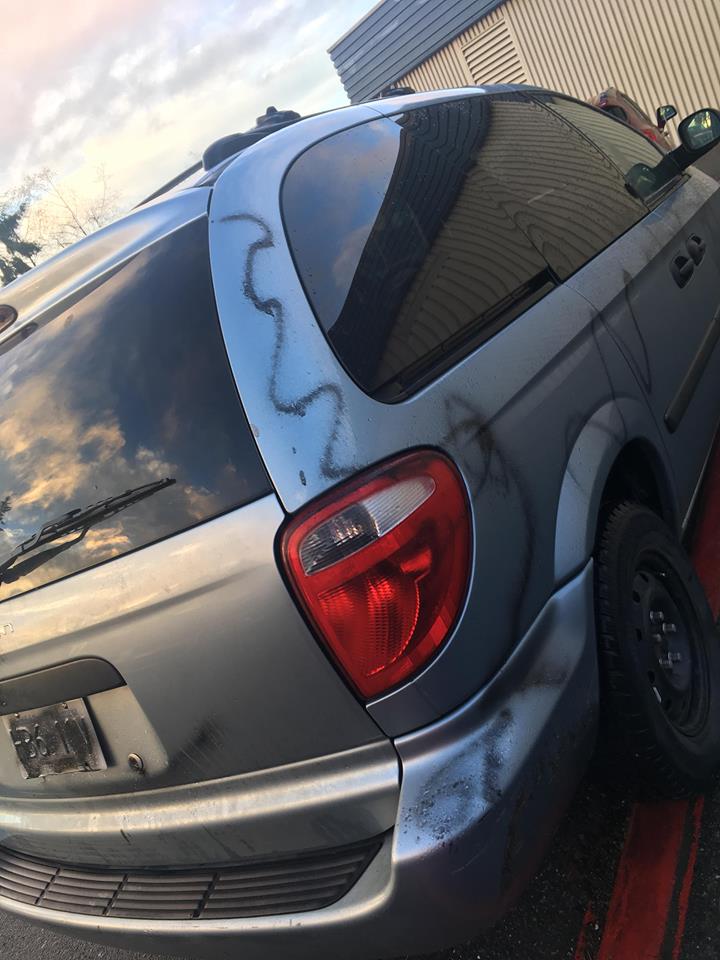 Local mother’s car defaced, autobody shop helping her fix it for free