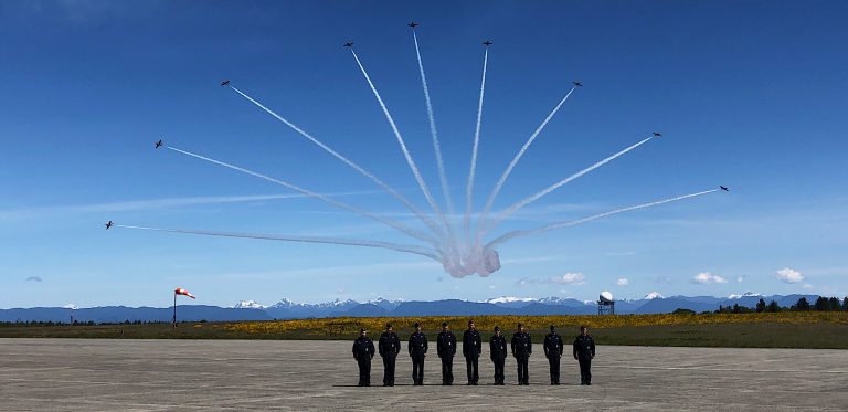 Snowbirds wrap up another year in the Comox Valley