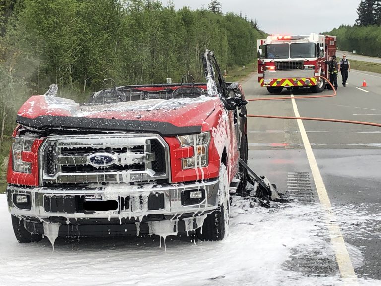 No injuries after morning truck fire