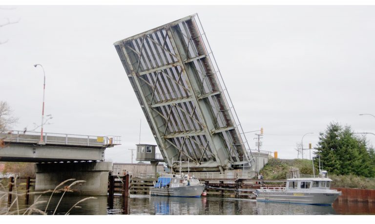 17th Street Bridge opening up on Sunday evening