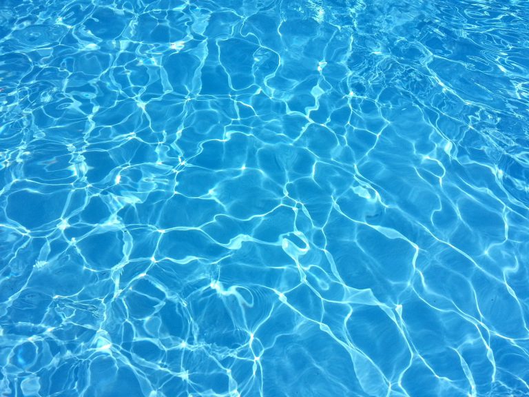 Centennial pool roof to be replaced soon