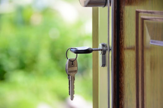Real estate market mixed in August