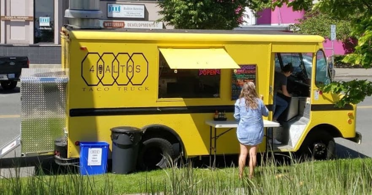 Council split on downtown food trucks