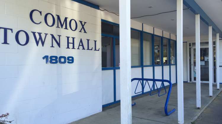 Comox approves bylaw prohibiting municipal water bottling