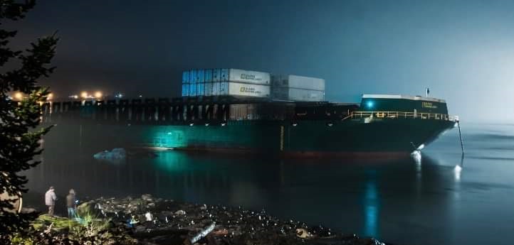 Large barge stuck near Quadra Island