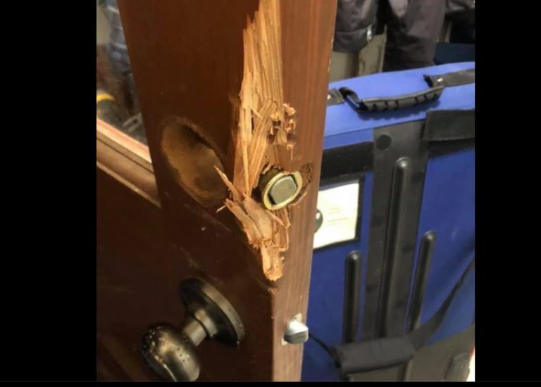 Thieves break door, steal passports, heirloom in Courtenay robbery