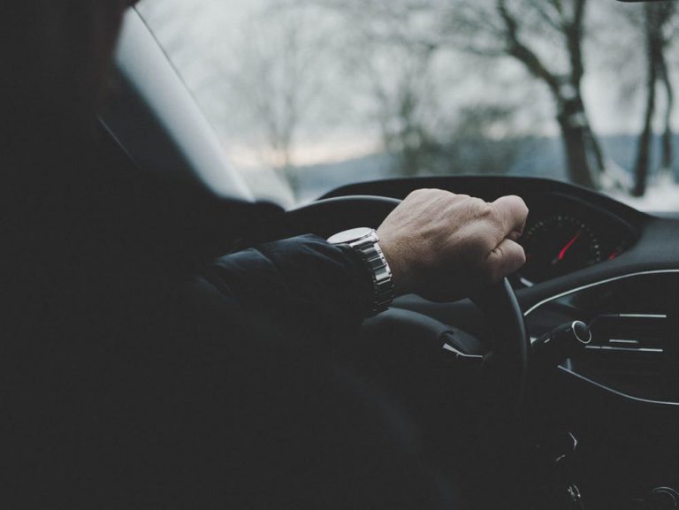 CARSTAR Courtenay offers free windshield treatment for veterans