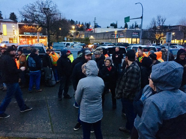 Forestry rally held in Campbell River, despite heavy criticism from union