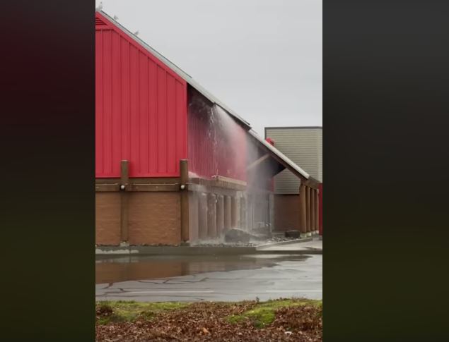 Knights of Columbus food hampers unaffected by fire sprinklers going off