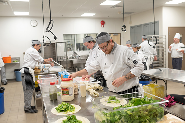 NIC students team up with acclaimed chef for global fusion night