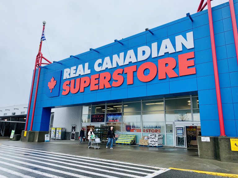 Campbell River grocery shoppers raise thousands for food bank