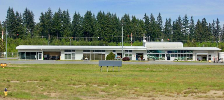 Campbell River Airport closing terminal