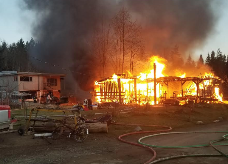 Fire destroys Campbell River home