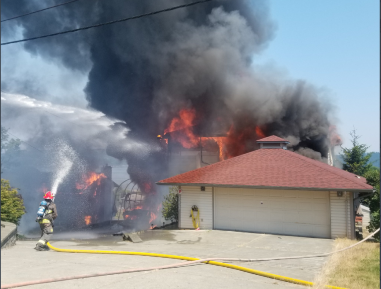 UPDATED: Investigation continues into ‘fast-moving’ house fire in Campbell River