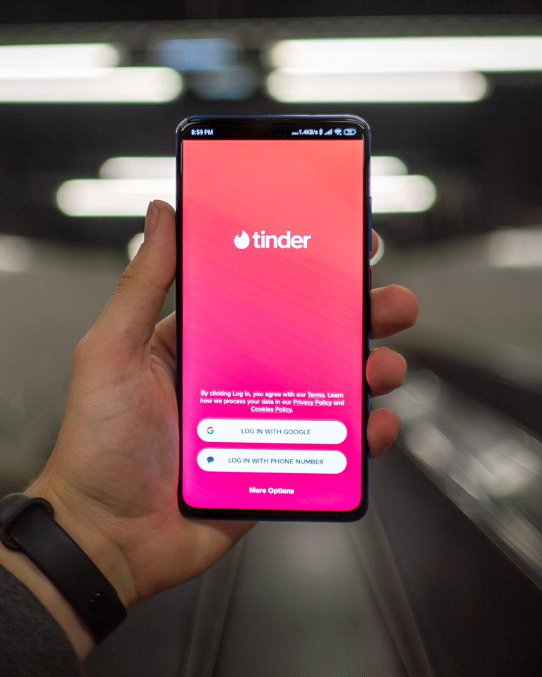 Lawsuit alleges Tinder dating app reduces matches for non-paying users