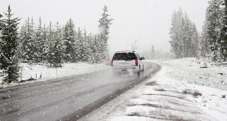 Drivers to prepare for winter driving conditions across Vancouver Island