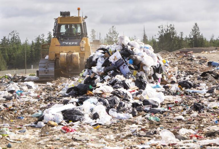 Comox Valley & Campbell River Waste Management to get new software