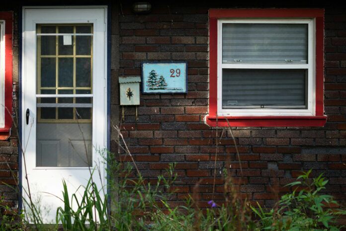Five residents win address sign visibility contest in Strathcona Regional District